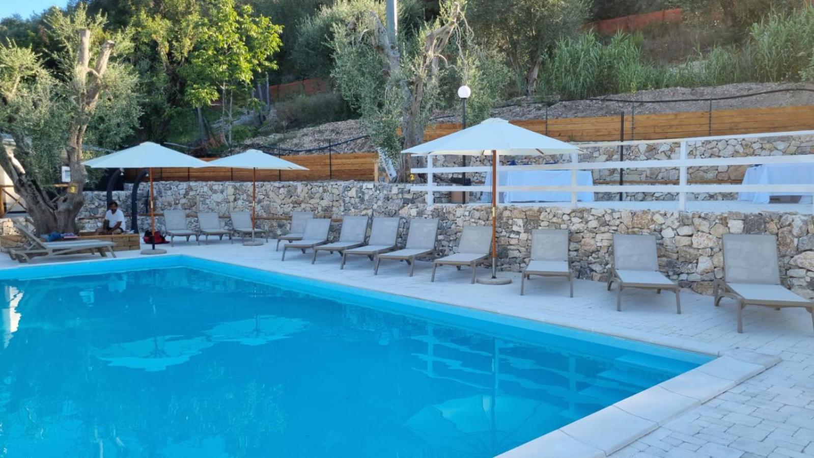 Village Valle D'Oro Aparthotel San Menaio Bagian luar foto