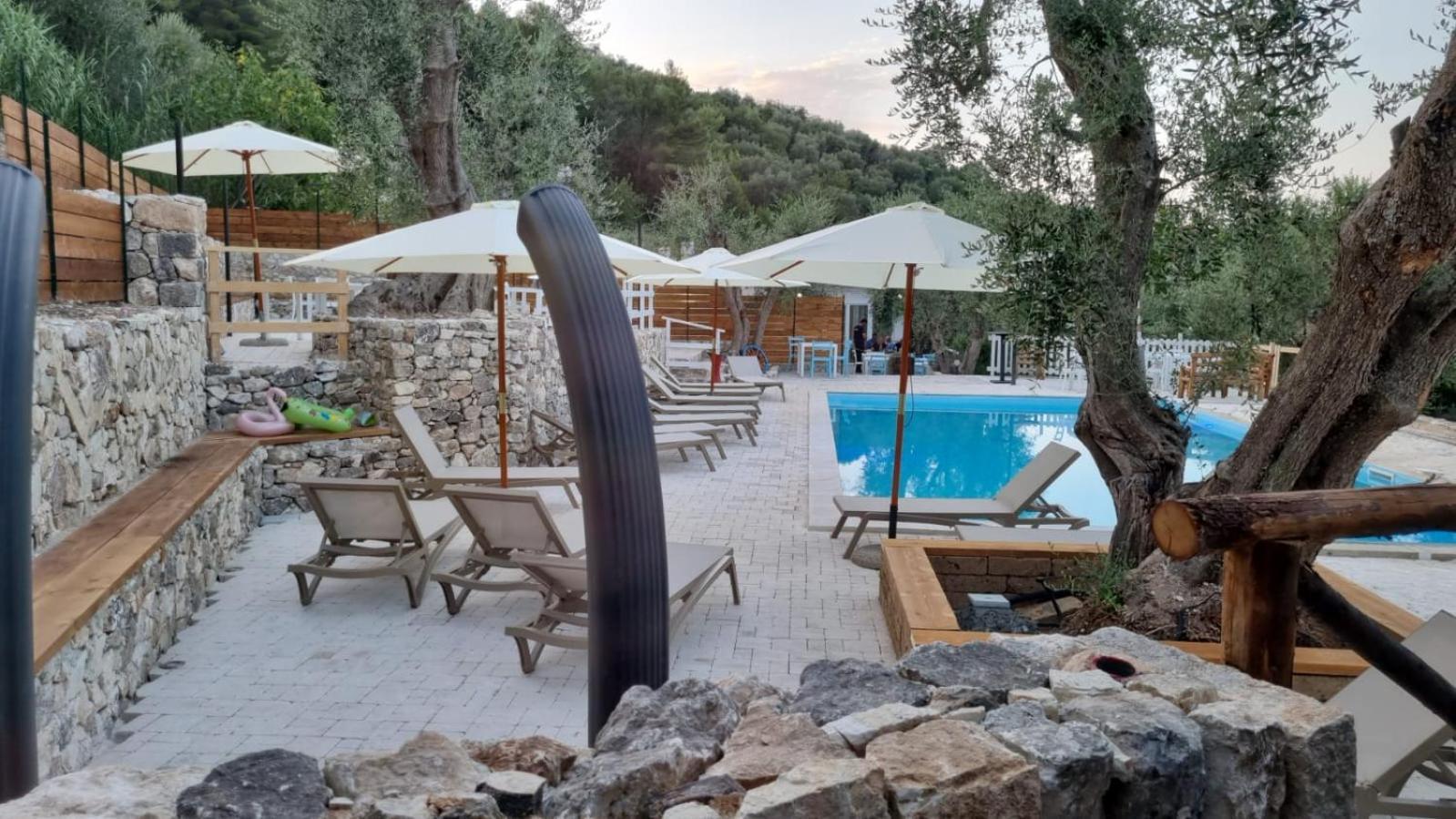 Village Valle D'Oro Aparthotel San Menaio Bagian luar foto