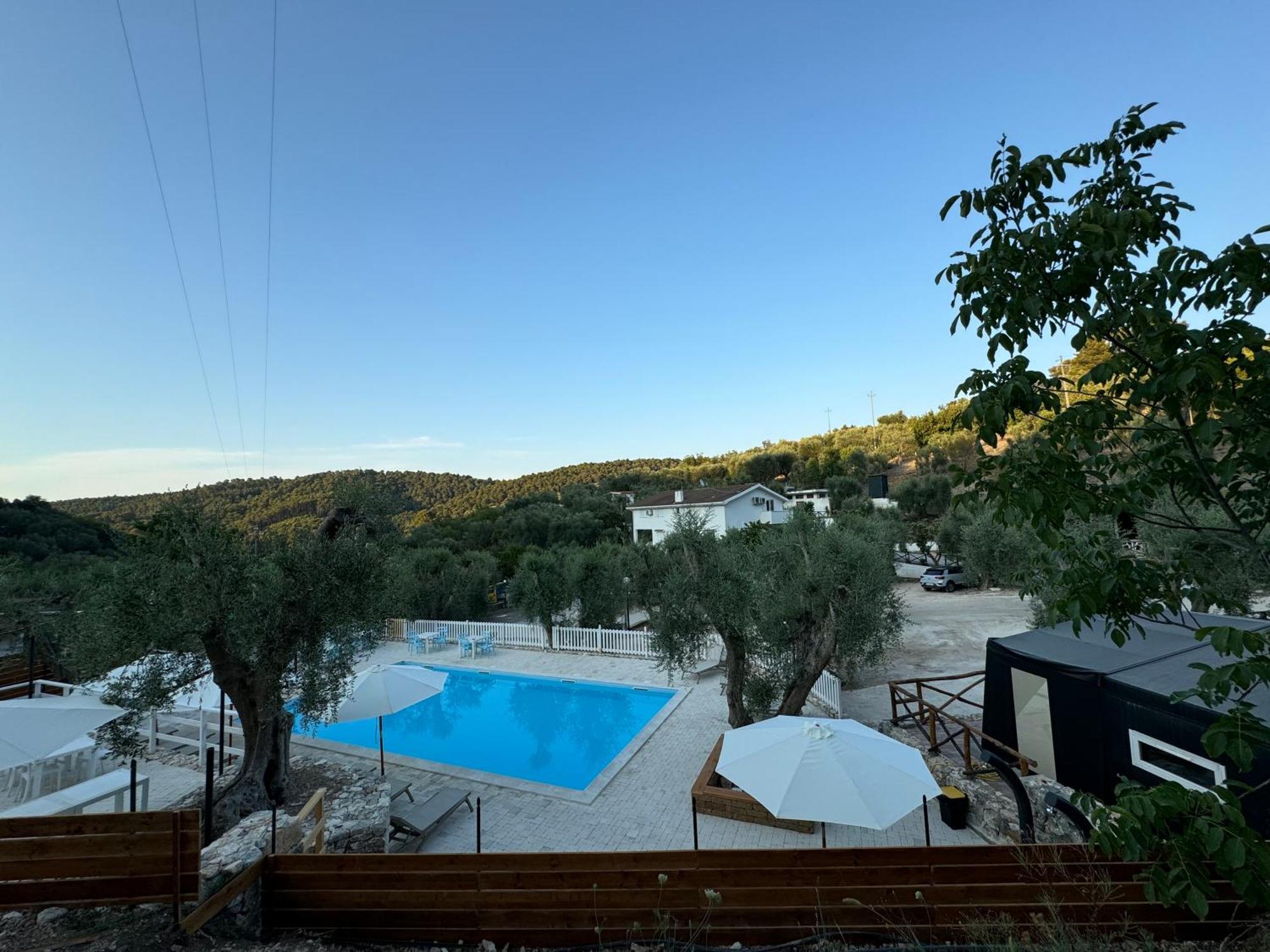 Village Valle D'Oro Aparthotel San Menaio Bagian luar foto