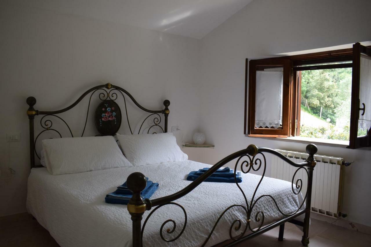 Village Valle D'Oro Aparthotel San Menaio Bagian luar foto